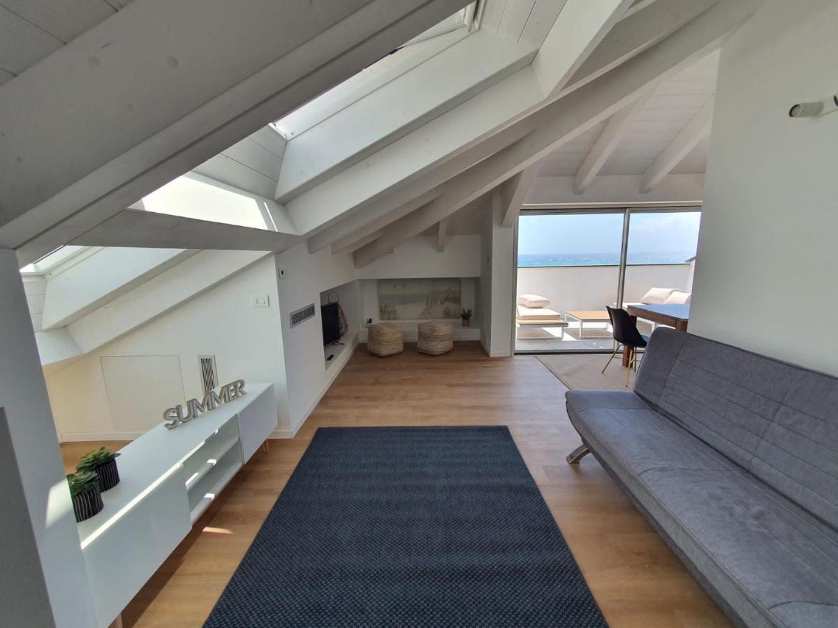 Blu Sea Apartments Pietra Ligure Dış mekan fotoğraf